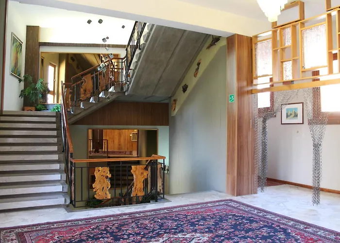 Otel Costellazioni 2*